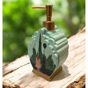 New Wicked Glinda & Elphaba, Emerald City Soap Lotion Pump Dispenser